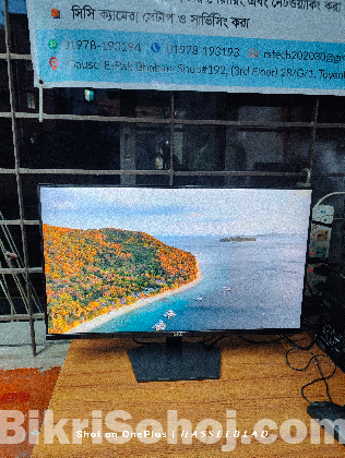 Dell 27” boarderless monitor